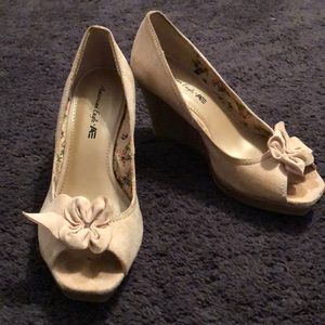 Tan suede American eagle wedges